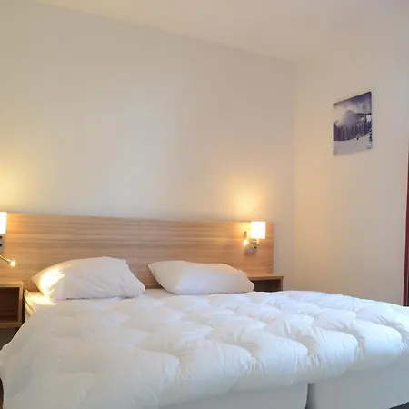 Spacious, Modern Apartment, Ten Minutes Walk From The Centre 아파트 빈터베르크
